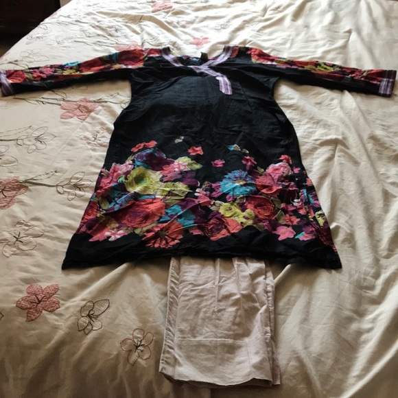 Pakistani Shalwar Kameez 2 piece - Picture 1 of 3